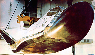 Космический аппарат "БОР-4" перед полетом